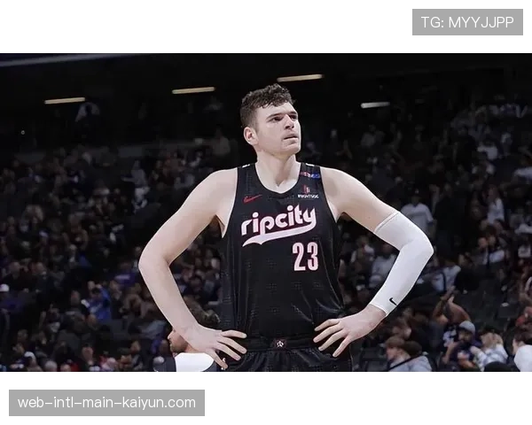 开拓者92比77击败太阳 克林根23分12篮板统治内线